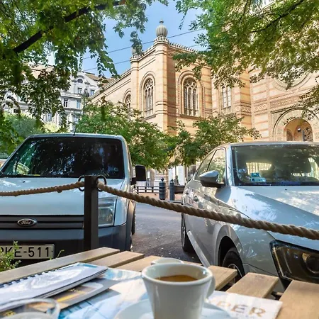 Extreme - New Luxy * Budapest